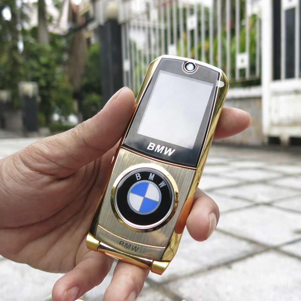 Điện thoại độc lạ bm 760 nắp gập giá rẻ 2 sim thời trang