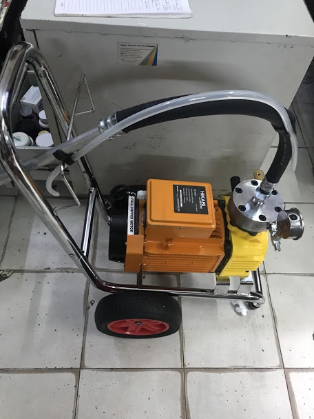 Máy phun sơn tường Hikari PT-1000 made in Thái Lan 2400W sơn nhanh tiện dụng