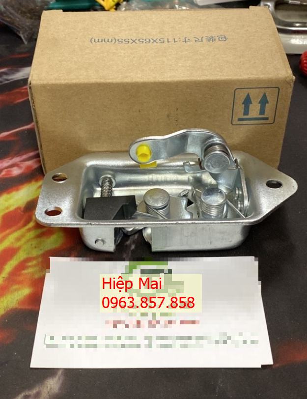 Ổ khóa ngậm cốp sau Suzuki Carry&5 ta&Damas