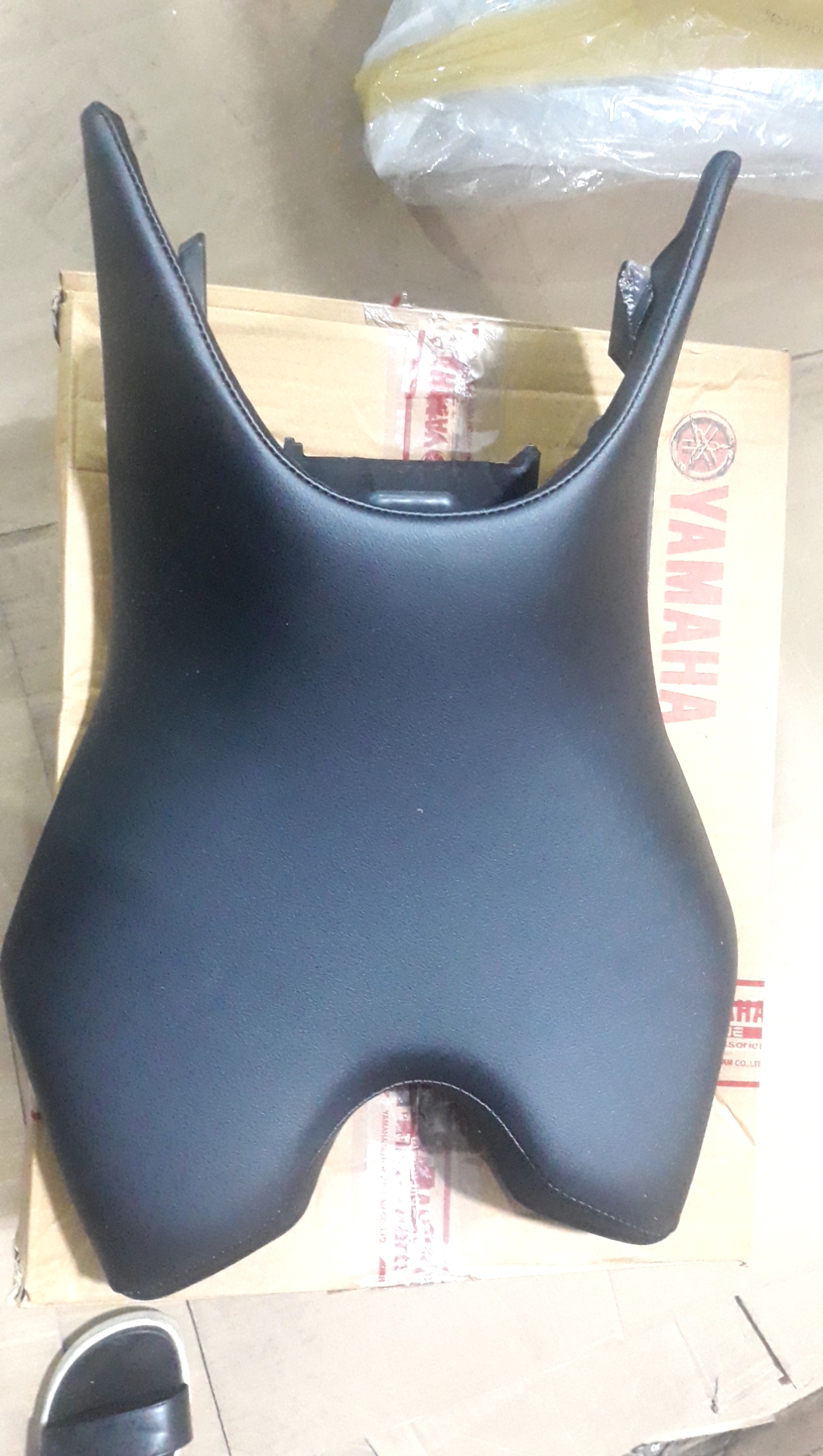Yên trước Yamaha R15v3 chính hãng nhập Indonesia