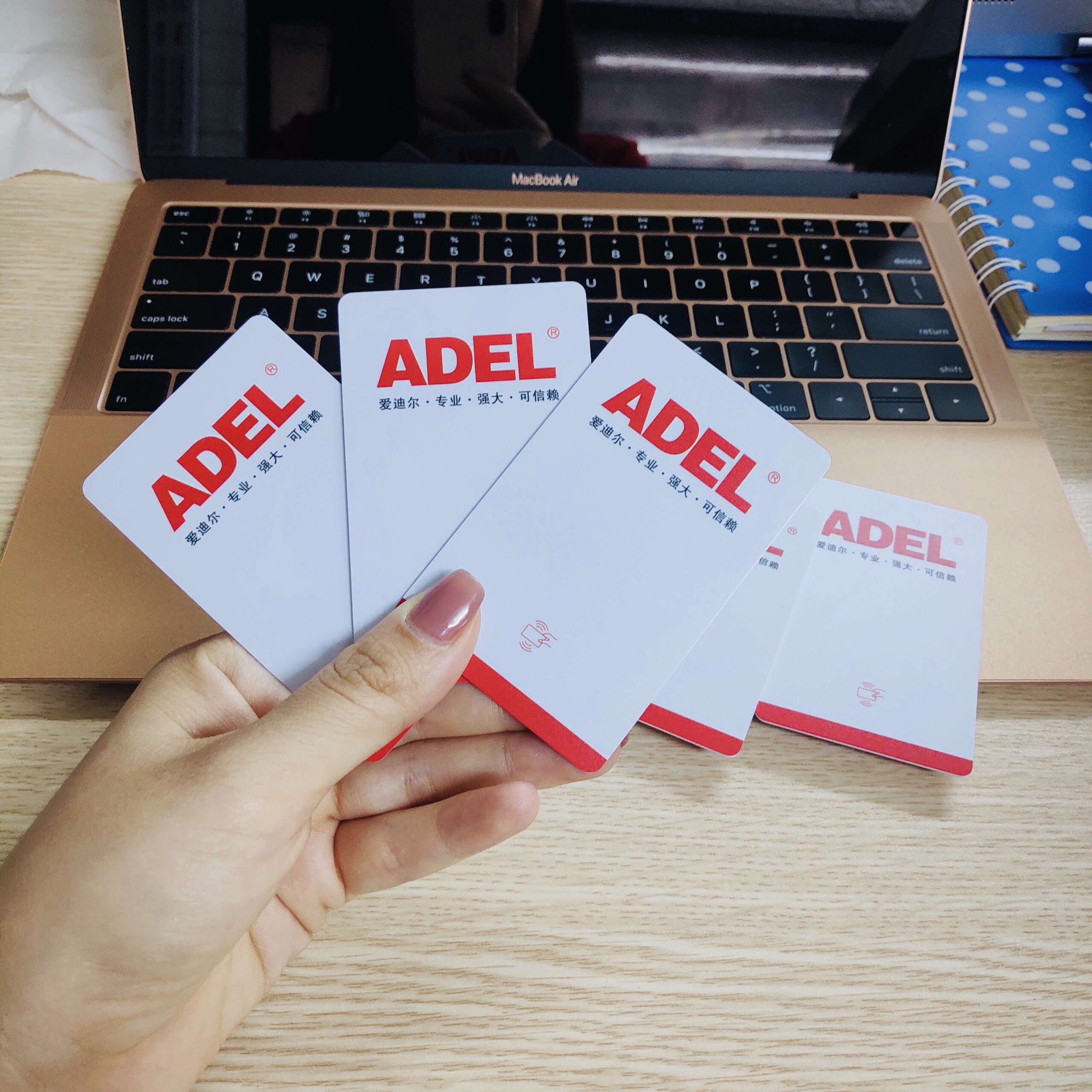 Thẻ từ khách sạn ADEL A90 A93 thẻ trắng