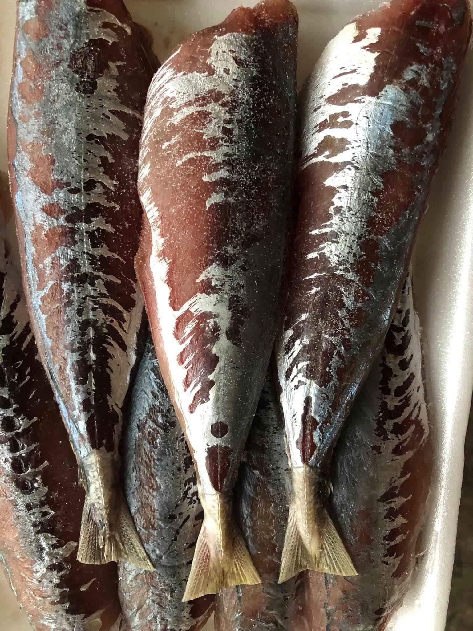 Cá nục 1 một nắng gói 6-10 con ~ 0.5kg. Giá 75k. KV cửa hàng bán Kim Mã - Hà Nội.