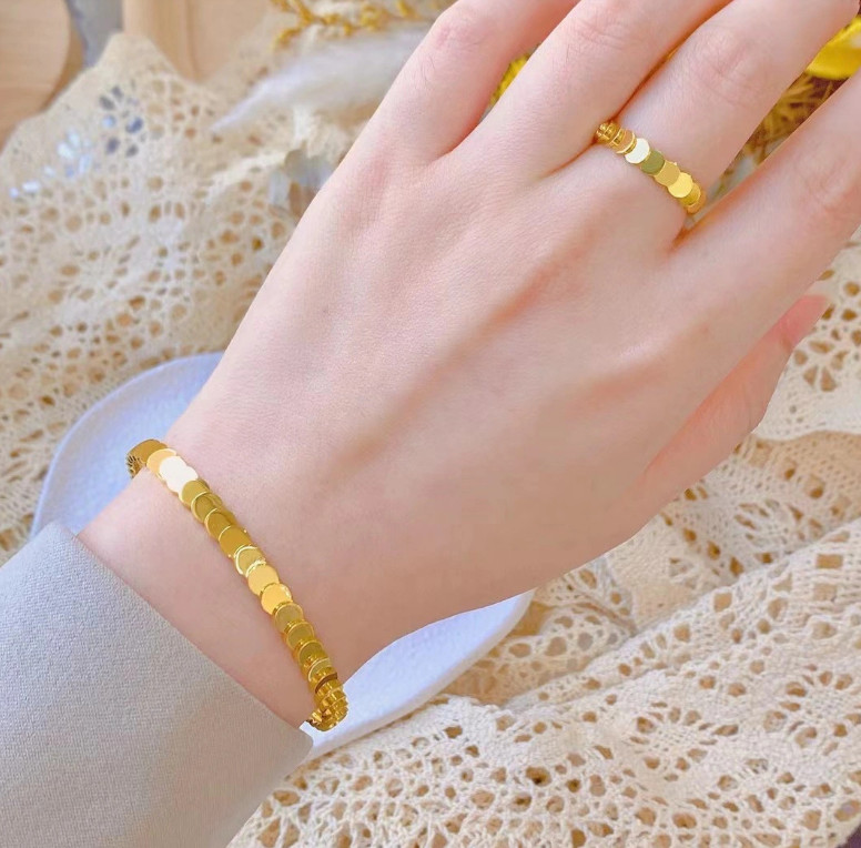 Vòng tay vảy cá sáng bóng titan ko đen tt4507