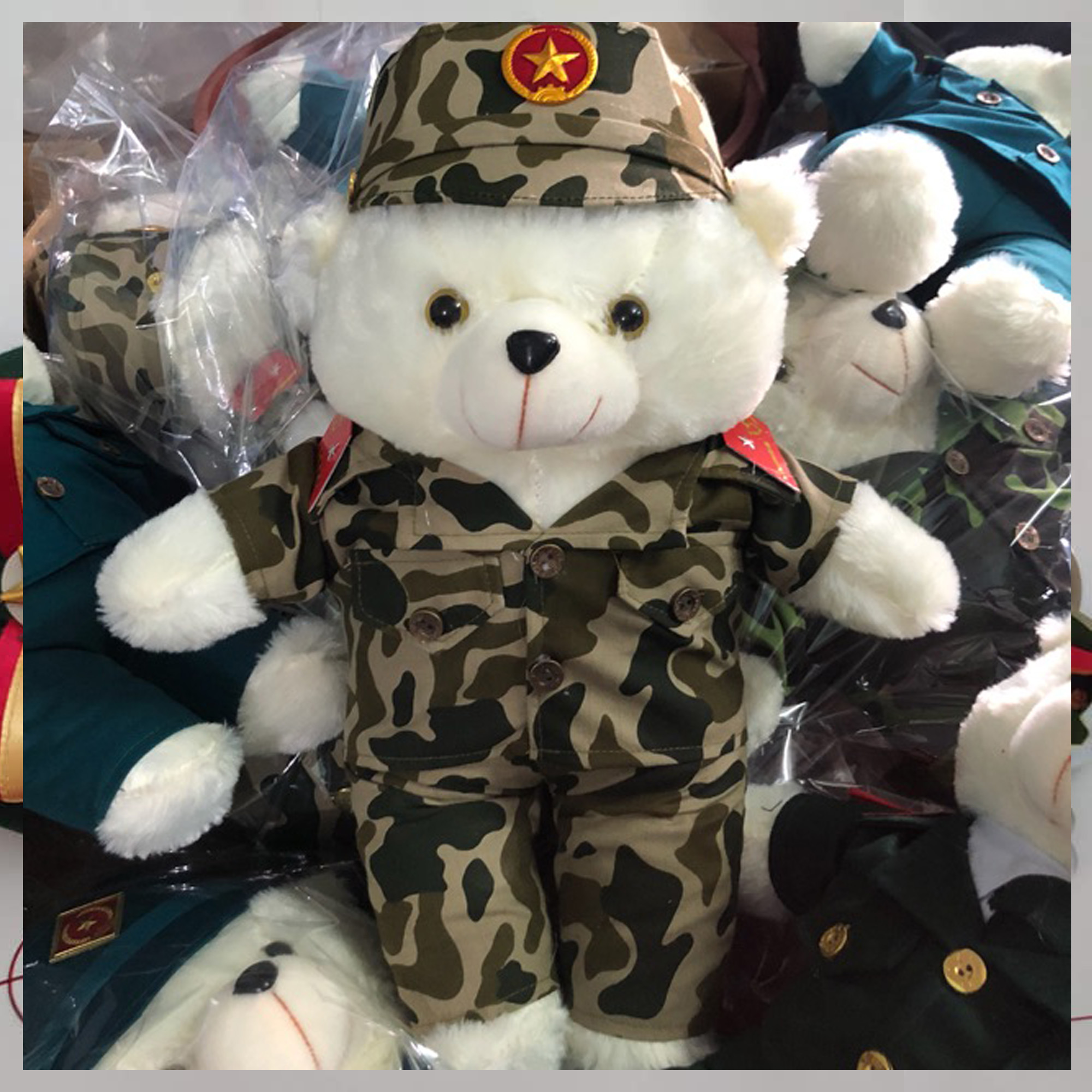 GẤU NÔNG MẶC ĐỒ LÍNH SIÊU CUTE - SIÊU ĐẸO - GẤU BÔNG MẶC ĐÒ LÍNH - GẤU BÔNG SÀI GÒN , GẤU BÔNG SÀI GÒN MUA NHANH G