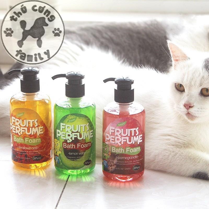 [HCM]Sữa tắm hoa quả dành riêng cho mèo (Pomegranate) -  250ml - Family Pets
