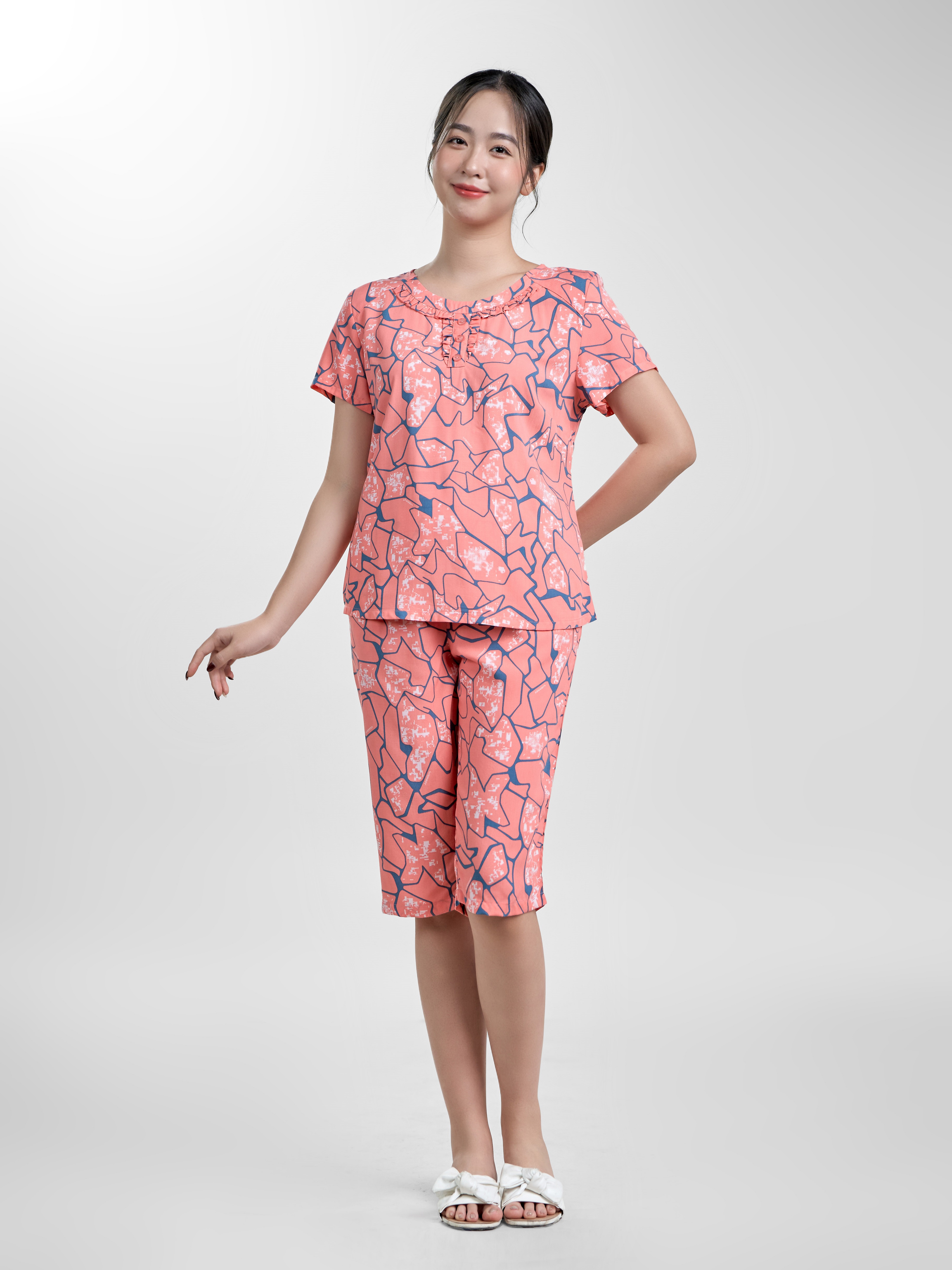Bộ mặc nhà winny tay cộc quần ngố chất lanh mát - 2mnla24015n