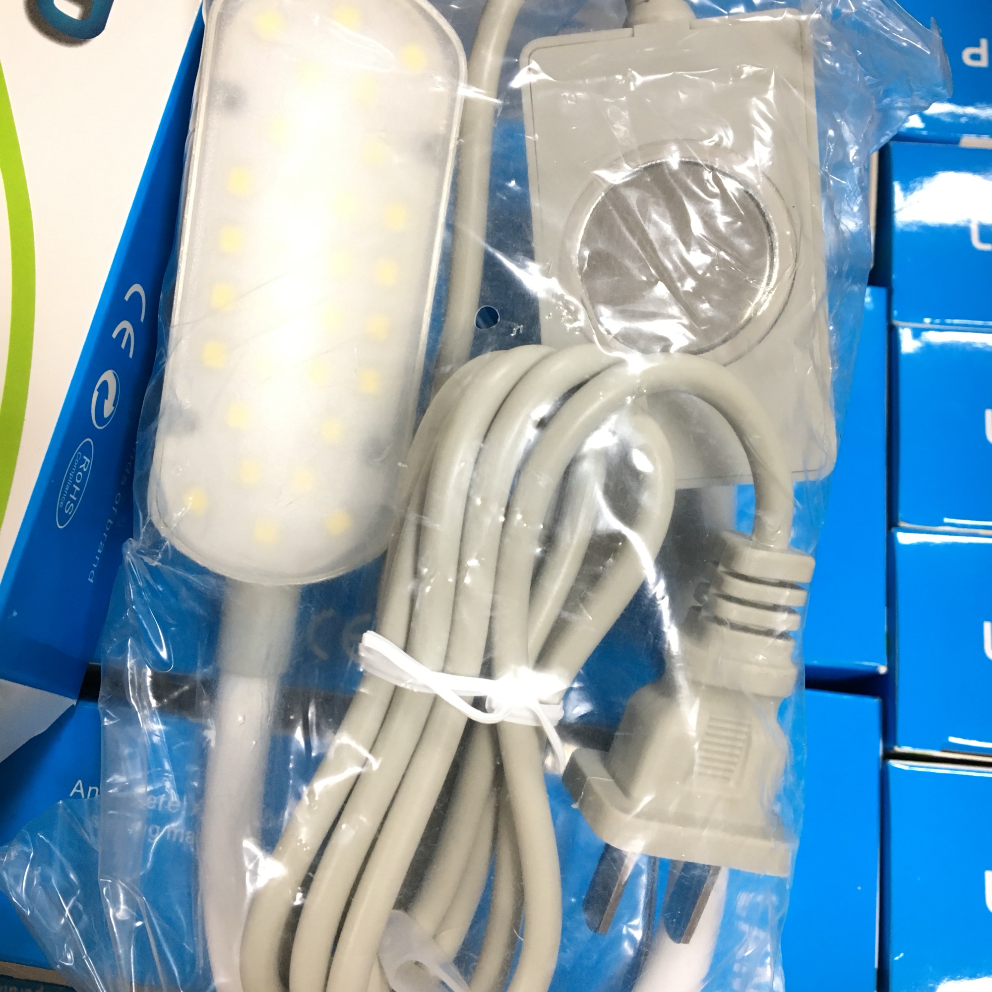 Đèn cần 30 bóng chỉnh tốc độ sáng tối tiết kiệm điện hiệu LED