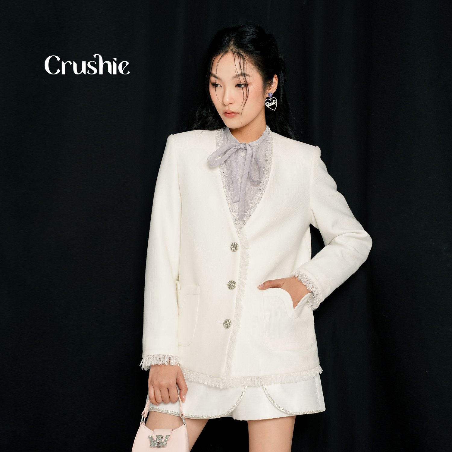 Áo khoác blazer dạ tweed Crushie cổ V dài tay cách điệu phối viền Akina Top