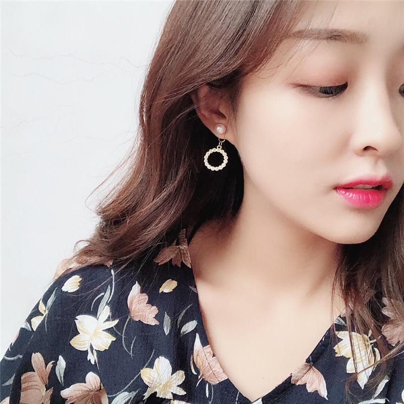 [HCM]Bông tai ngọc trai tòn ten dạng ngắn kiểu vòng tròn xinh xắn - dorami