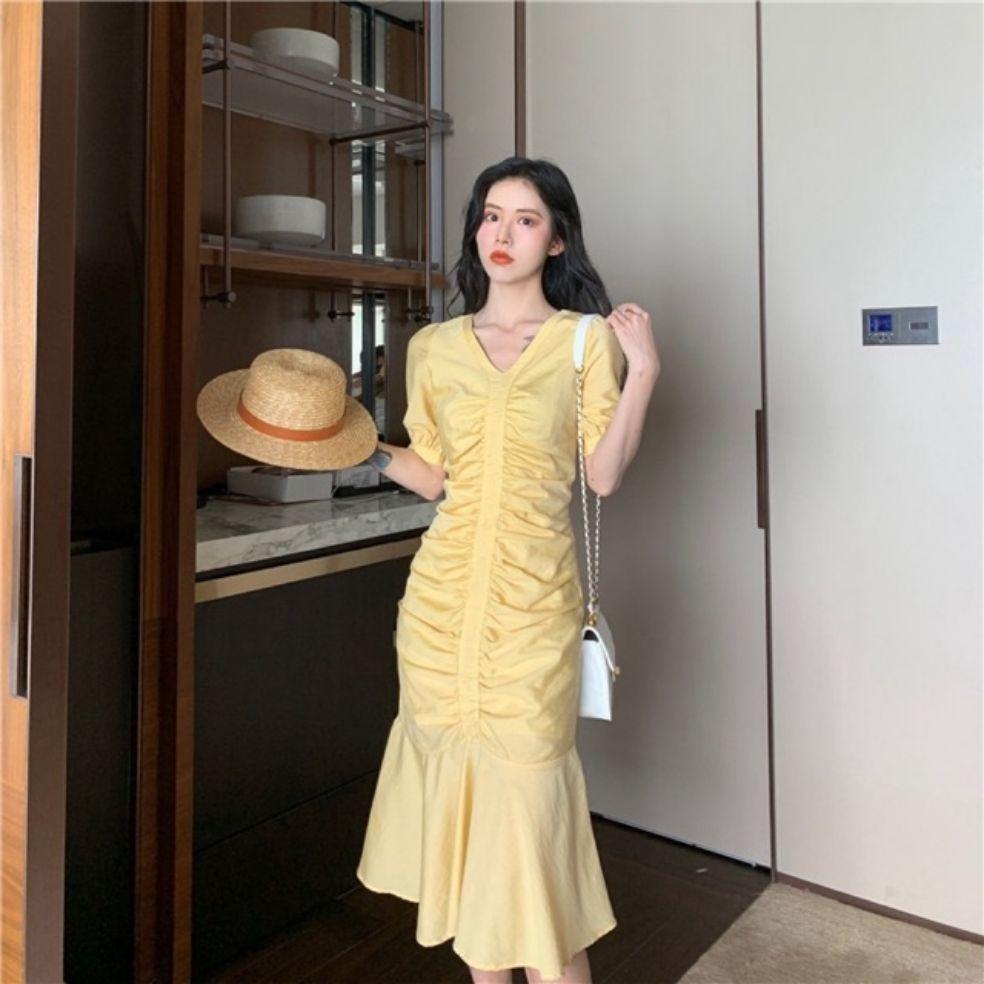 Đầm maxi vàng đuôi cá