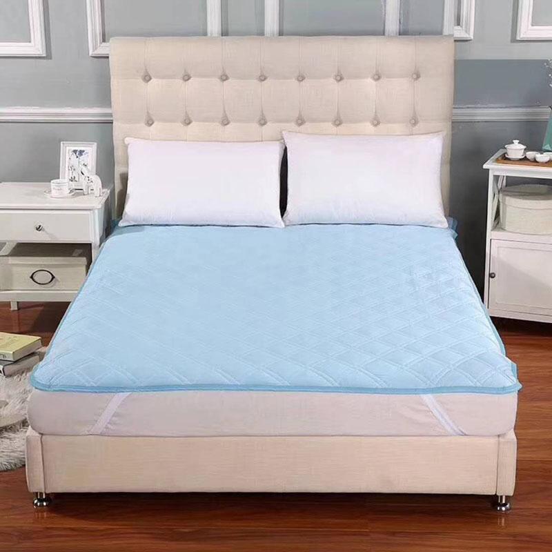Thảm ngủ điều hòa chất liệu Lụa cao cap mát lạnh _ Thảm ngủ mùa hè mát lạnh màu xám ( Thảm lụa cao cấp 1.8*2)