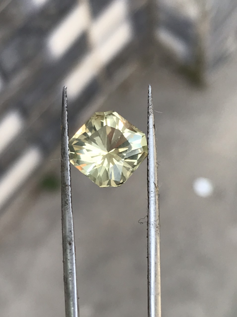 Đá citrine vàng chanh tự nhiên ( kt 10 mm)
