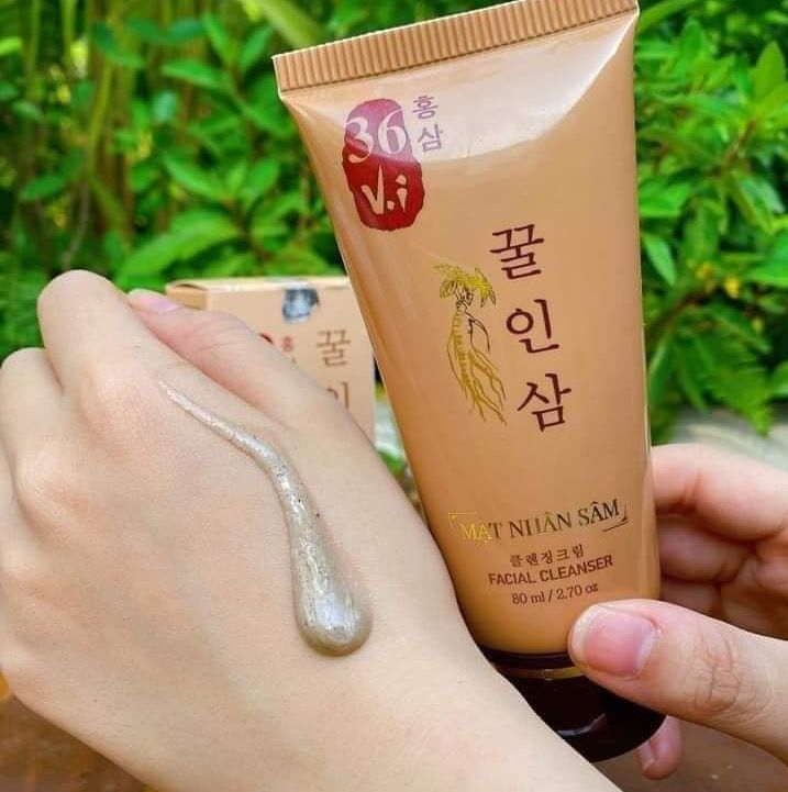 Sữa rửa mặt mật nhân sâm- cao sâm mụn đỏ 36 vị