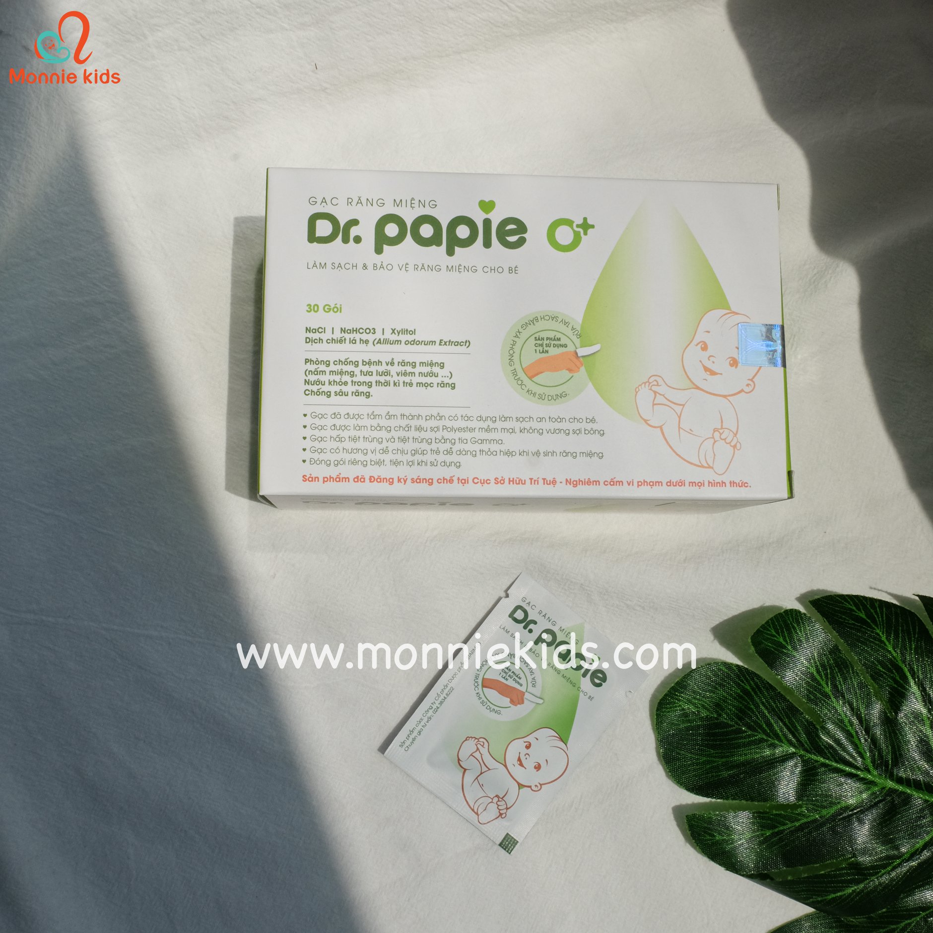 Gạc rơ lưỡi Dr Papie dạng xỏ ngón có tẩm dung dịch lá hẹ (30 gói)