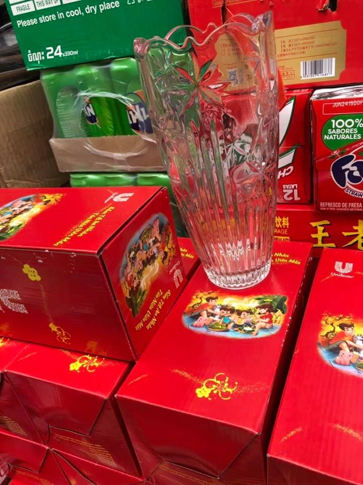 Bình cắm hoa tịp thủy tinh cao 25cm