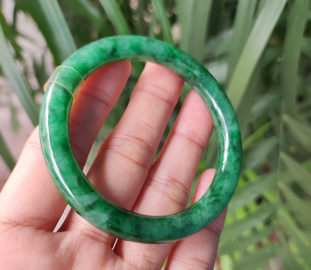 [HCM]Vòng ngọc sơn thủy Ni 51, nước ngọc tuyệt đẹp, vân đá đặc biệt huyền ảo, đã kiểm định PNJ, ảnh thực tế - Xưởng buôn đá phong thủy Huỳnh Đào