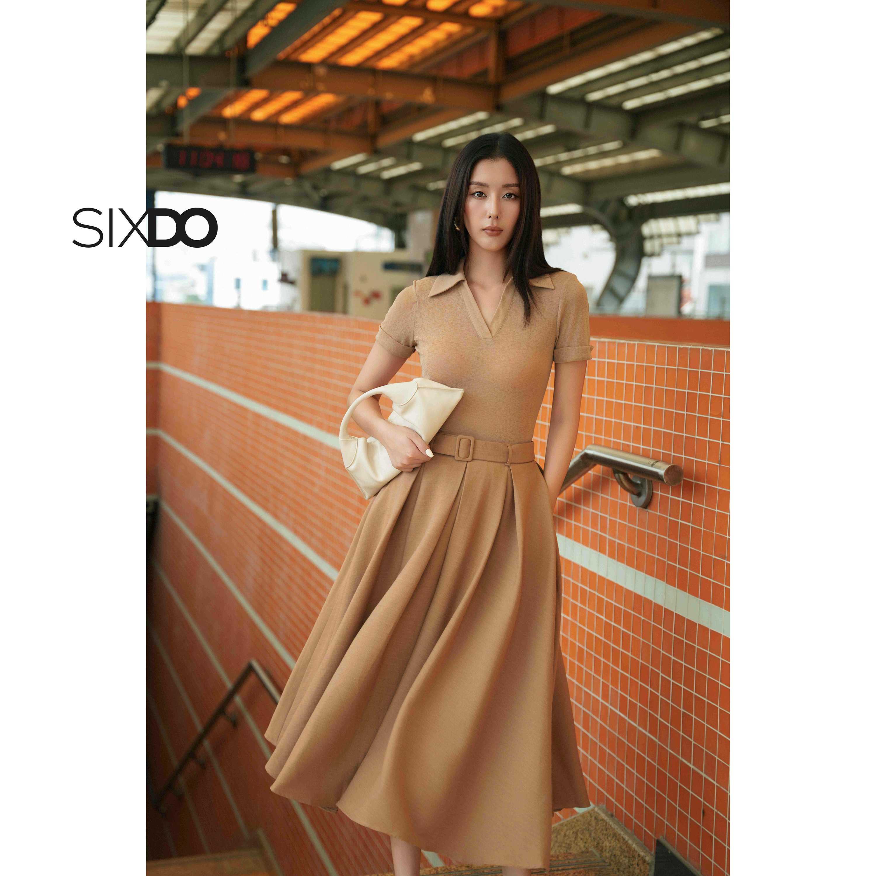  Chân váy xòe xếp lý dáng dài kèm đai SIXDO  Light Brown Woven Flared Skirt  