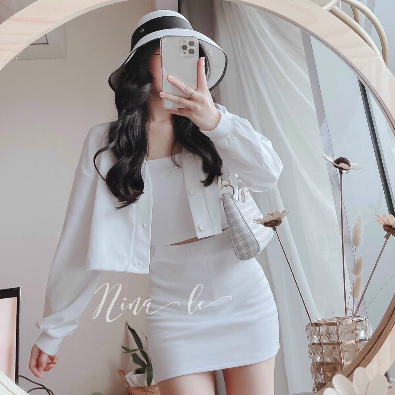 Set Áo Hai Dây Có Mút Ngực Chân Váy Ôm Và Áo Khoác. QC