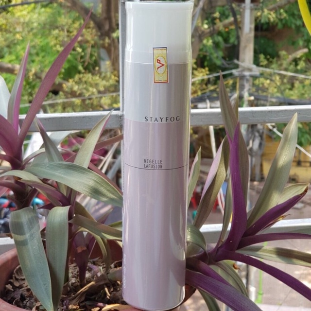 Xịt tạo kiểu cứng Nigelle Lafusion Stay Fog Milbon 175g