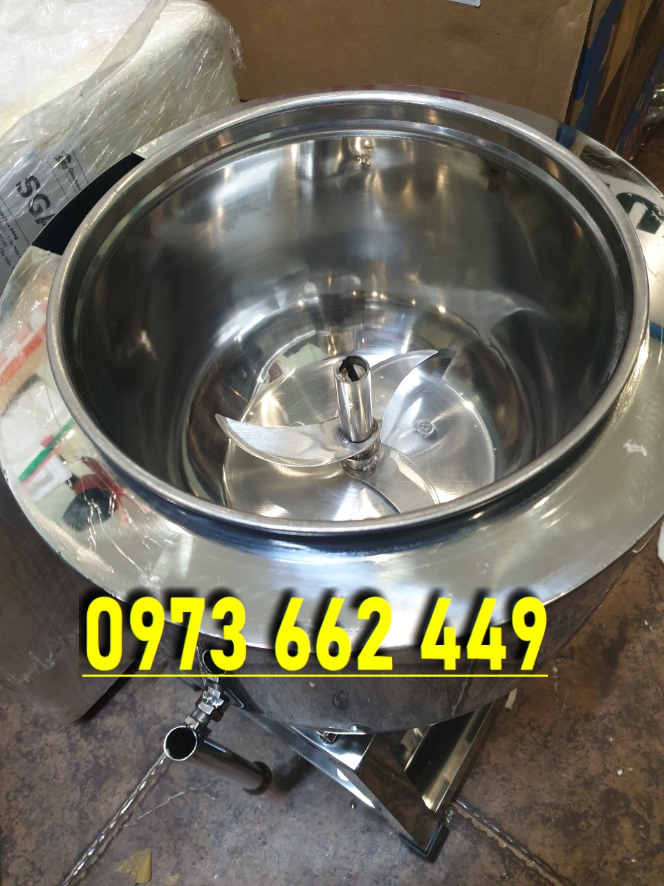 Máy làm giò sống dao thả, cối xay chả mực chả cá 1.5kw khung a inox hoàn toàn