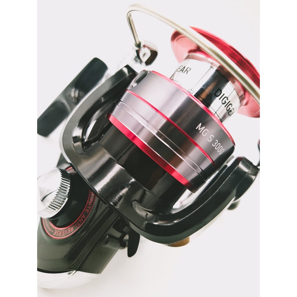 Máy đứng câu lure daiwa mg s-3000