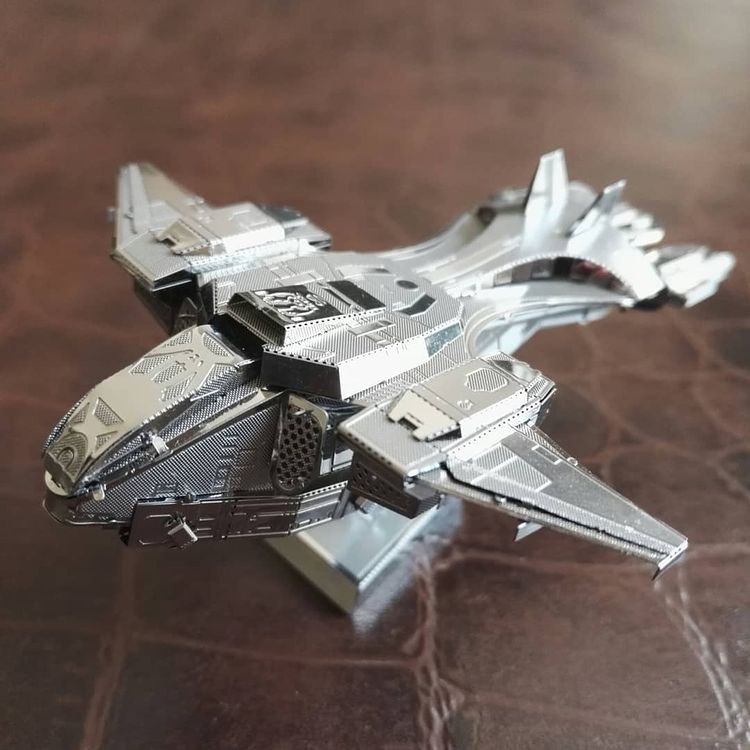 Mô hình 3d kim loại phi thuyền unsc pelican trong series halo