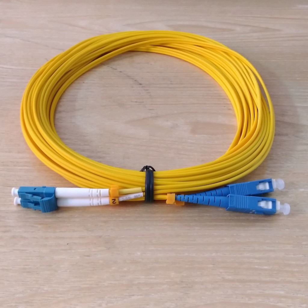 ㍿ Dây nhảy quang LC-SC Singlemode Duplex 10M