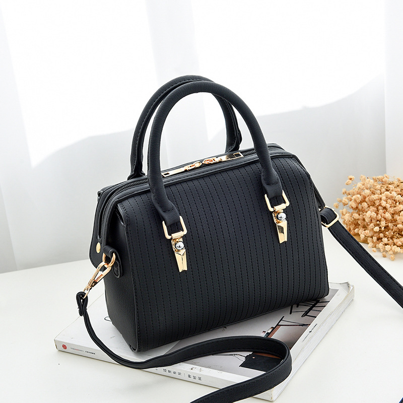 [HCM]TÚI XÁCH NỮTÚI ĐEO CHÉO NỮTÚI XÁCH ĐẸP TÚI XÁCH HÀNG HIỆU  TÚI XÁCH NỮ HÀNG HIỆU  TÚI ĐEO CHÉO NỮ ĐI CHƠI  TÚI XÁCH DU LỊCH  TÚI XÁCH THỜI TRANG TÚI XÁCH NỮ 2020TÚI XÁCH NỮ BỀNTÚI XÁCH NỮ GIÁ RẺ - TÚI KẺ DỌC