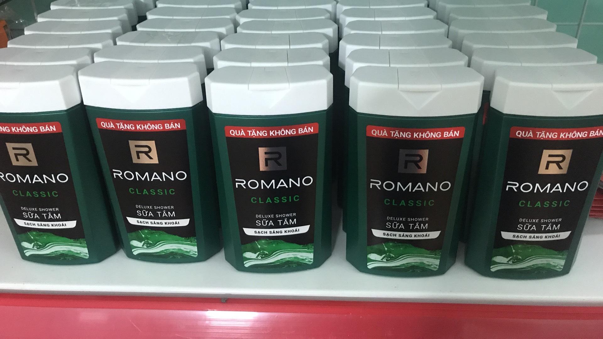 Sữa tắm Romano Classic 150g tặng túi đựng mỹ phẩm ngẫu nhiên tặng túi đựng mỹ phẩm ngẫu nhiên