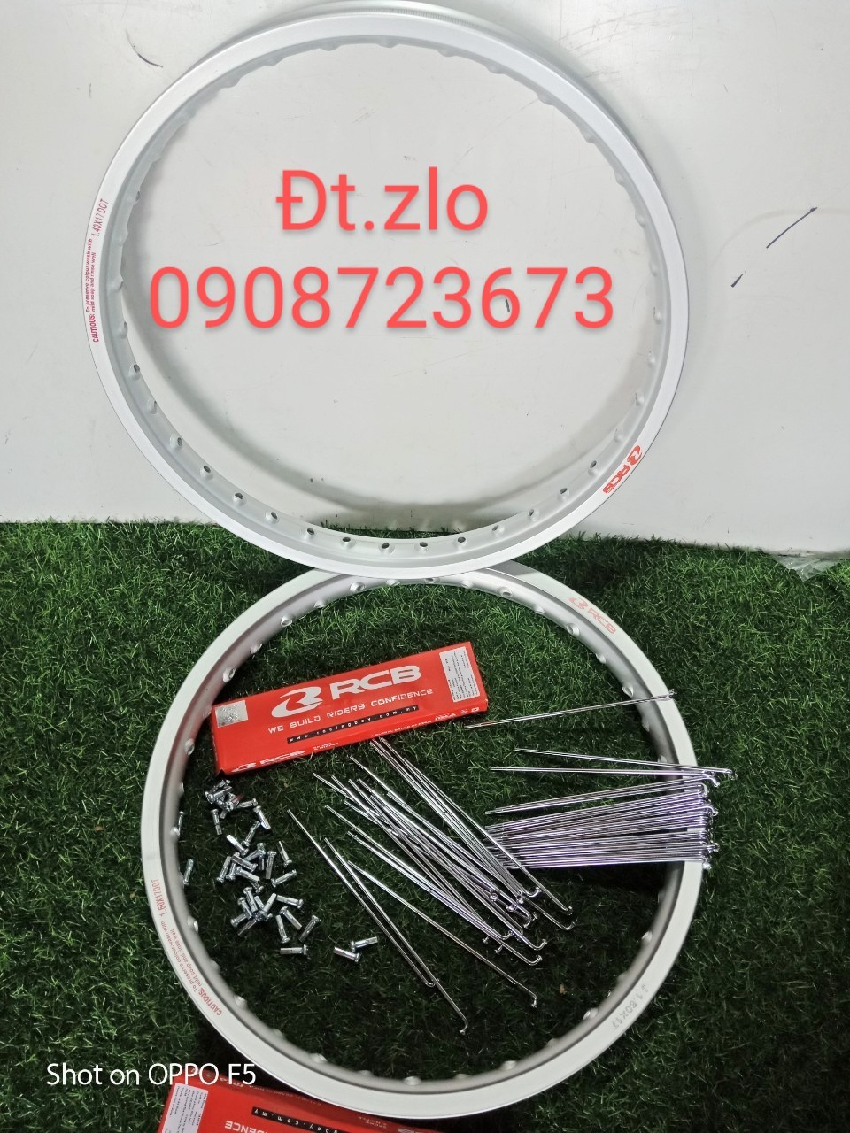 CẶP NIỀNG RCB LOẠI 1 MÀU BẠC VÀ BỘ CÂM RCB GẮN ĐƯỢC CHO TẤT CẢ CÁC LOẠI XE HONDA VÀ YAMAHA AE VUI LÒNG LIÊN HỆ QUA SỐ ĐT IN TRÊN SẢN PHẨM
