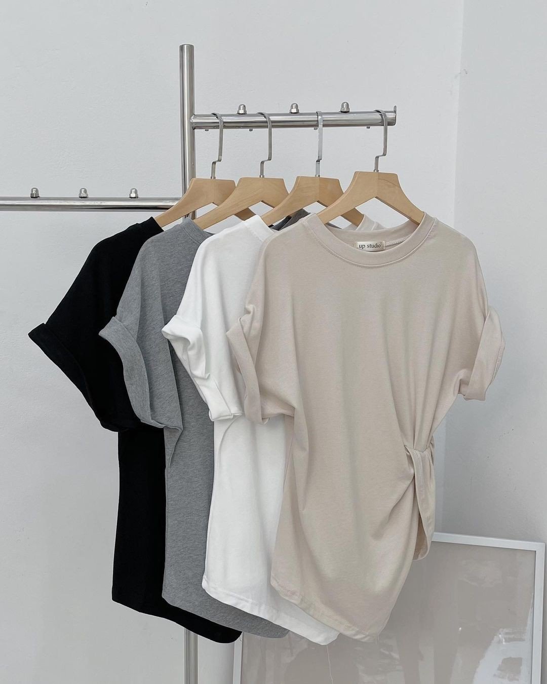 Áo thun cộc tay dúm eo lệch tà duly shirt vạt lệch tay gập