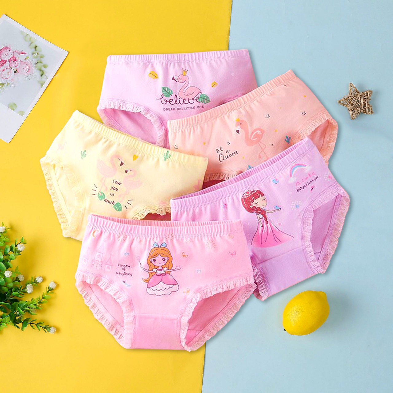 [HCM] Set 4 quần chip tam giác phối ren mẫu công chúa QUEEN đáng yêu - Co Dãn 4 chiều cho bé gái 3t-12tuoi