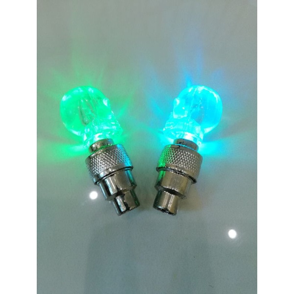 Cặp đèn Led ĐẦU LÂU nhiều màu gắn van bánh xe