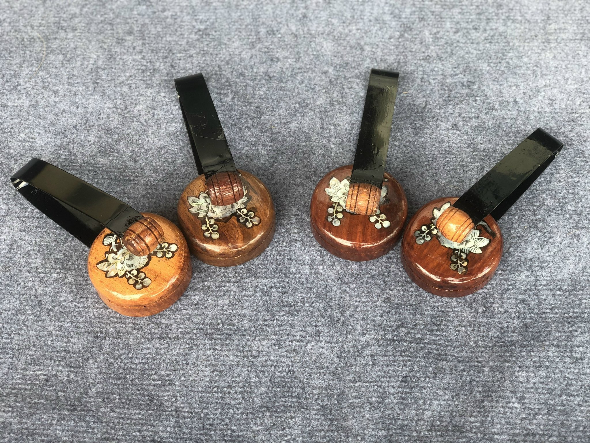 Song loan khảm trai loại nhỏ