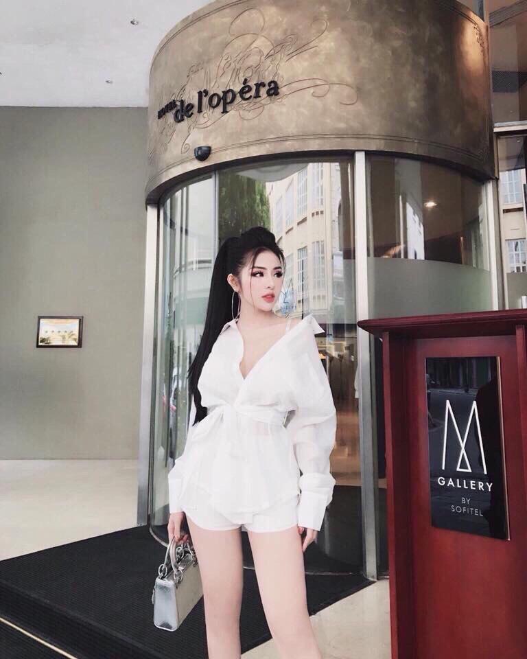 Set chân váy kèm áo somi siêu hot
