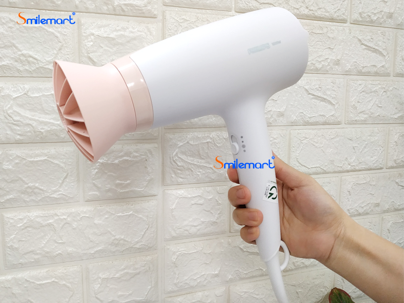 Máy sấy tóc Philips BHD300/10