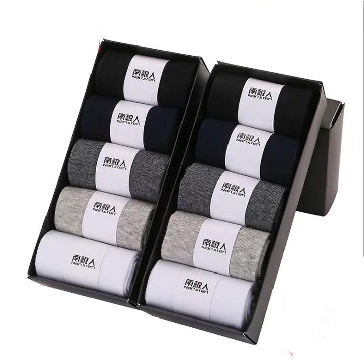 COMBO 10 Đôi Tất Chống Hôi Chân Xuất Nhật Cho Nam, phù hợp với nhiều các anh chàng mà thường xuyên đi giày thời gian trong ngày
