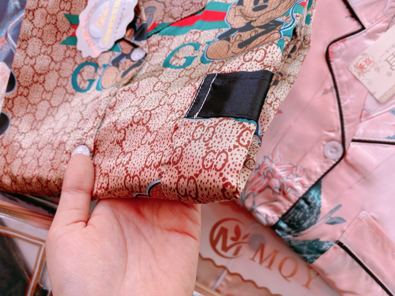 Bộ pizama lụa