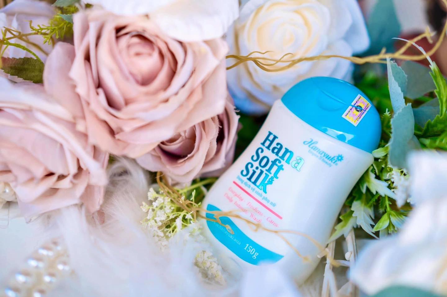Dung dịch vệ sinh hana soft silk 150ml