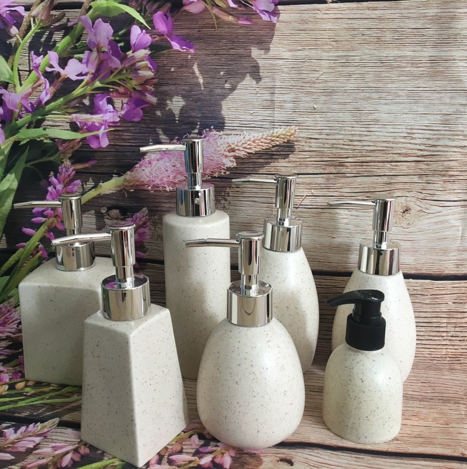 Bình đựng nước rửa tay, xà phòng nhà tắm gốm sứ