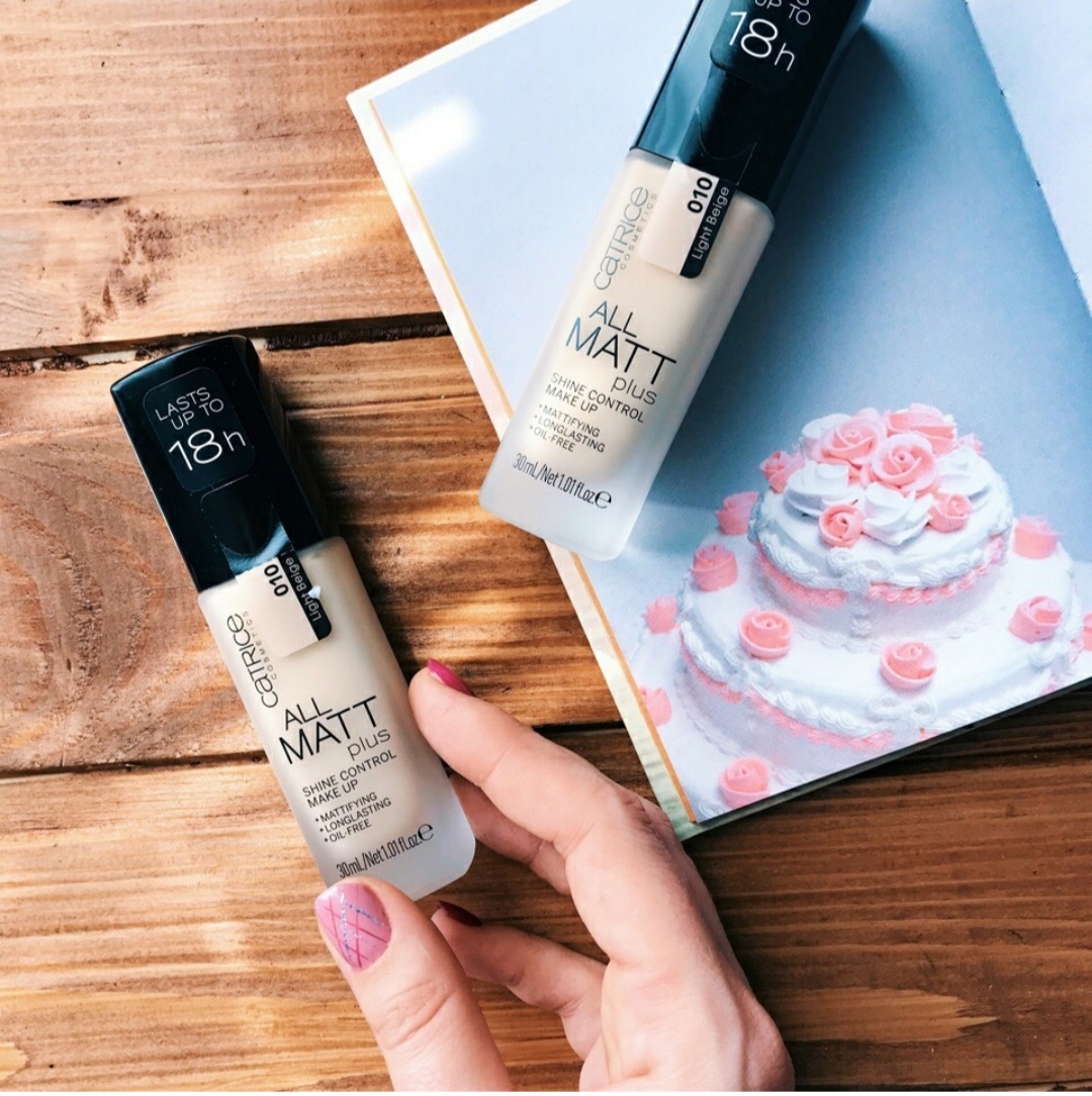 Kem nền kiềm dầu 18h Catrice All Matt Plus Shine Control Make Up