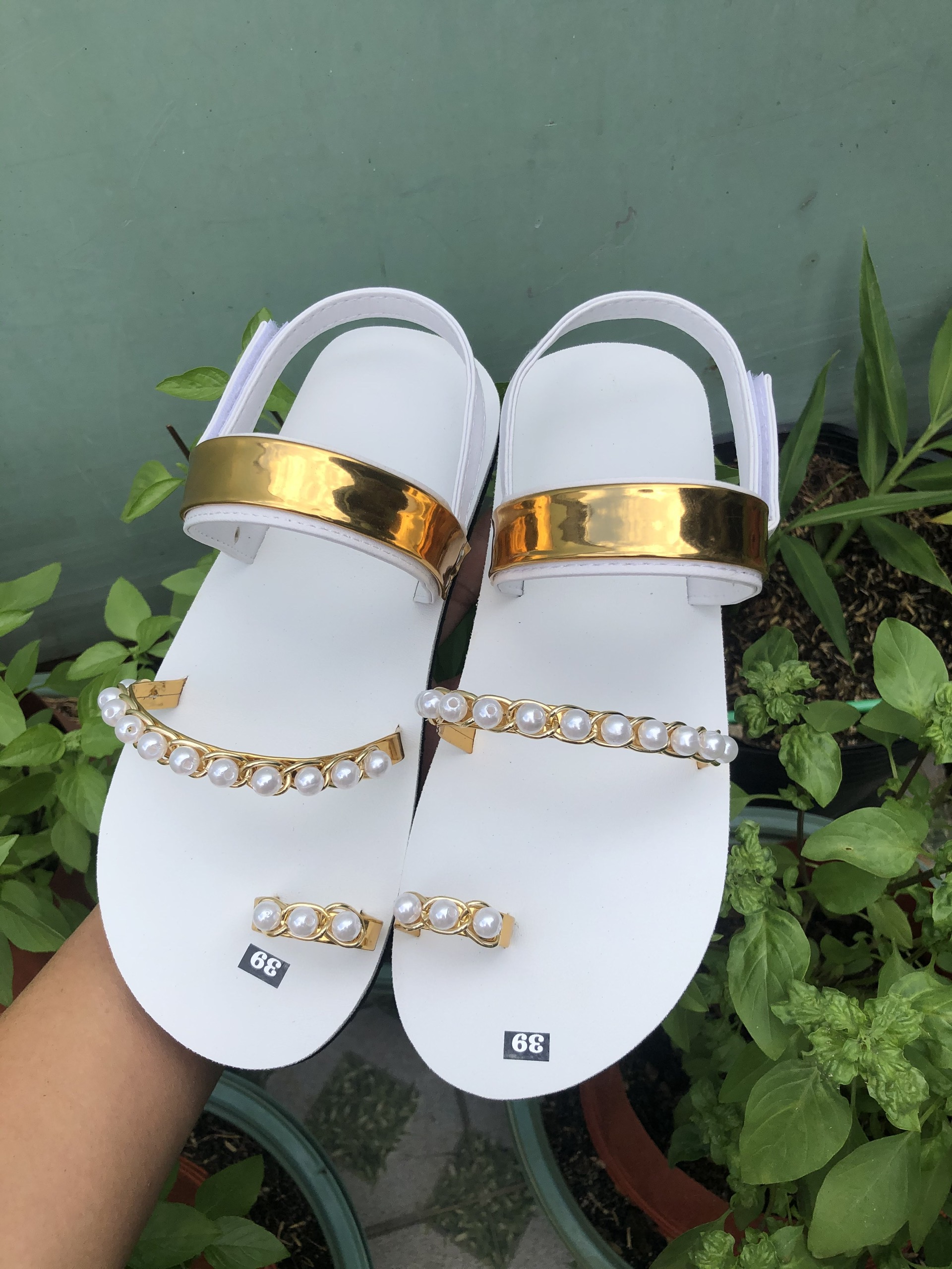 thới giới dép sandal xăng đan nữ đế trắng quai phối châu trắng size từ 35 nữ đến 42 nữ