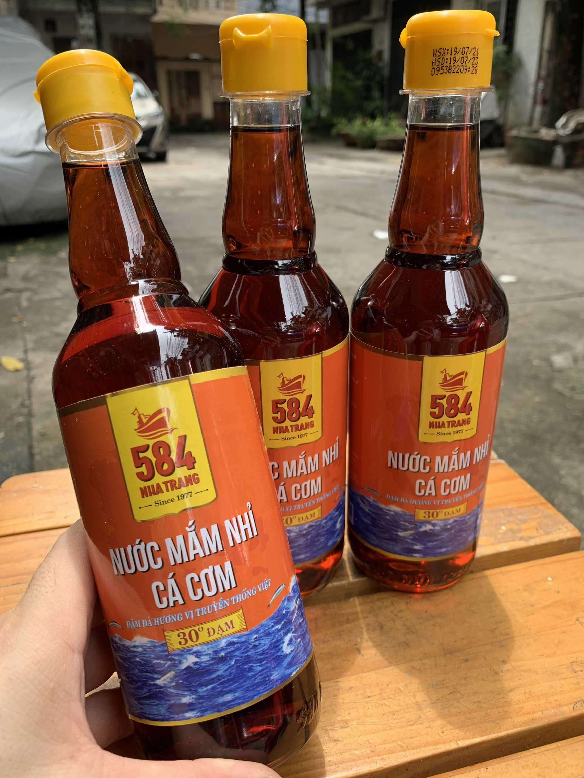 Combo 2 chai nước mắm 584 Nha Trang 30 độ đạm thơm ngon chuẩn vị nước mắm truyền thống NGON1 - 2 chai N30 - (chai nhựa 500ml)