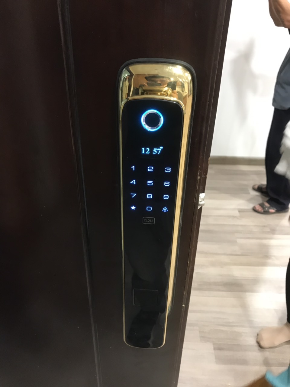 Khóa cửa thông minh TM102