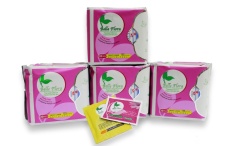 Bộ 4 gói băng vệ sinh hàng ngày cotton BELLE FLORA gói 20 miếng