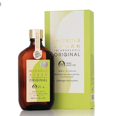 Tinh dầu thảo dược Argan tái tạo và phục hồi tóc hư hỏng một cách nhanh chóng và hiệu quả. Cung cấp dinh dưỡng cần thiết chuyên sâu cho mái tóc Merit miracle argan treatment oil original 100ml