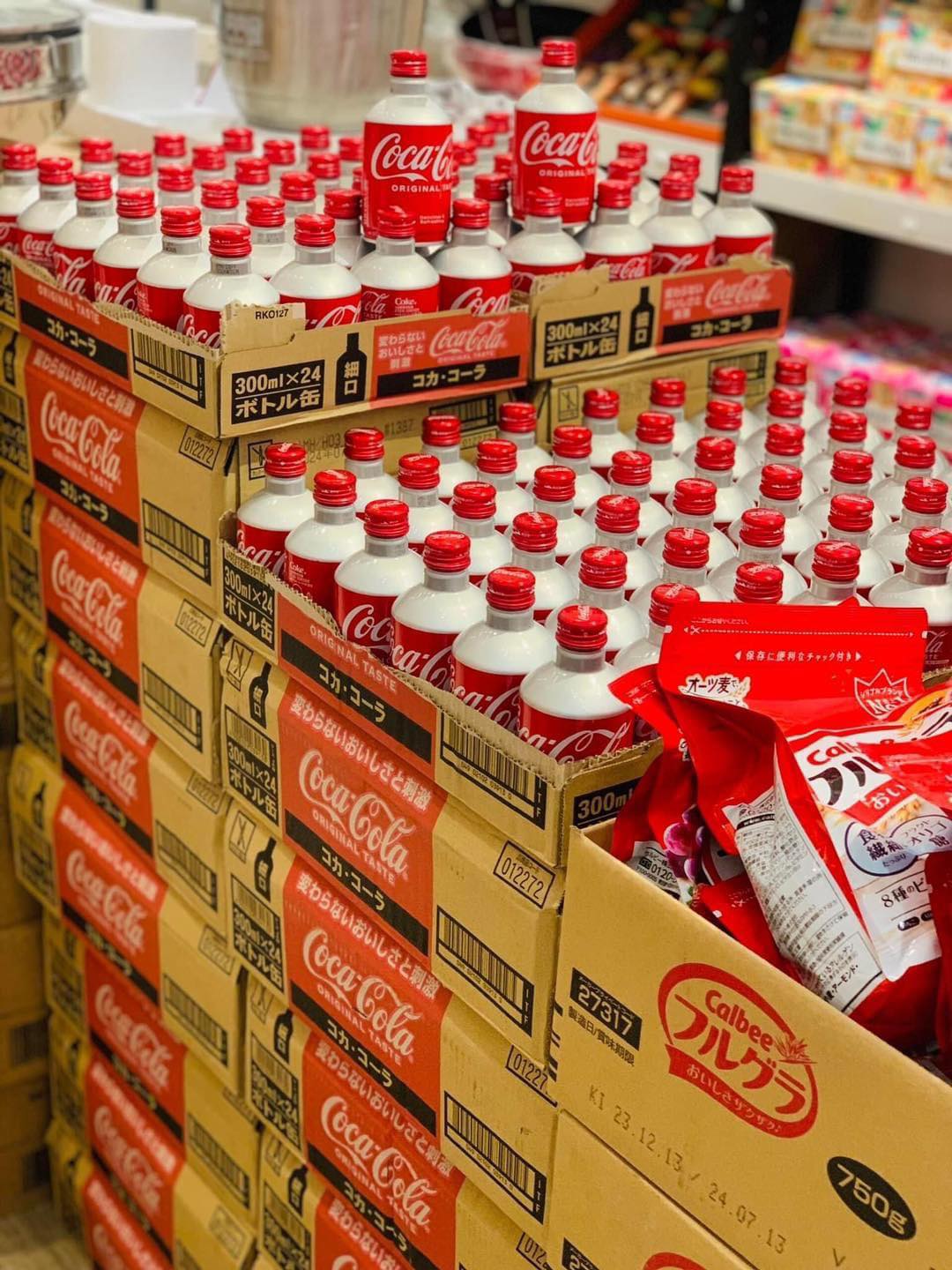 Thùng 24 lon Coca Cola Nhật Chai Nhôm Nắp Vặn 300ml
