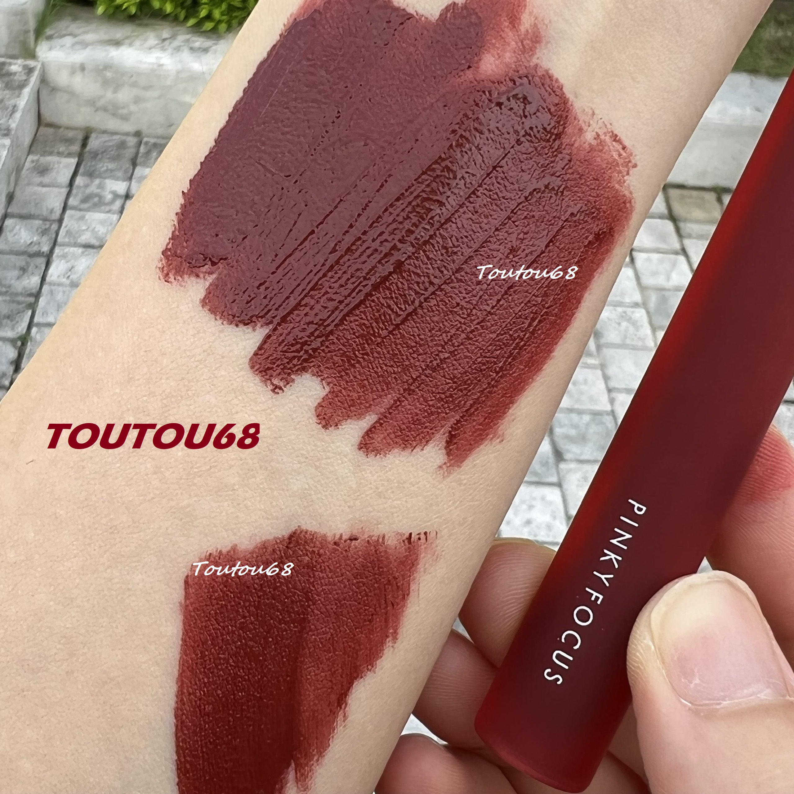 Son Fruit Lip Gloss đỏ nâu