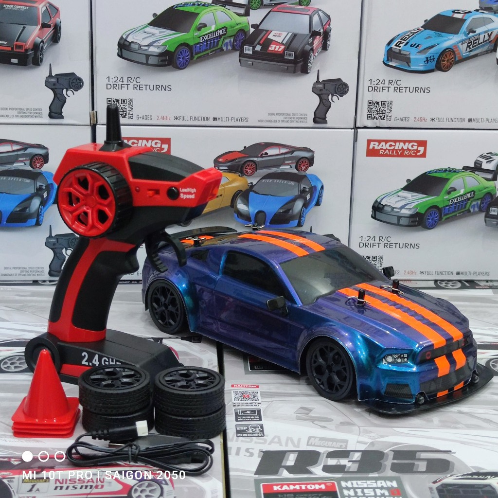  Xe đua điều khiển từ xa Drift Mustang Dodge challenge SRT Pro 1 14 tốc độ cao 30km h có đèn led trước 2 chế độ chạy. 