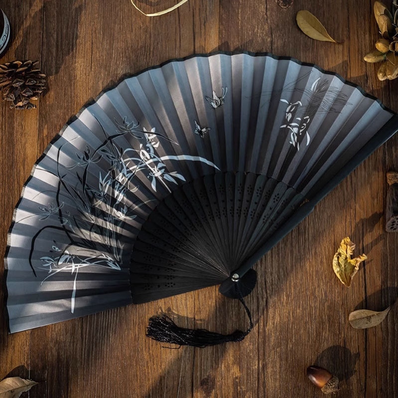 🔥🔥 [Fast delivery] Boys' domineering folding fan ancient style jade bone Chinese style portable summer black bone bamboo wooden dance fan for women